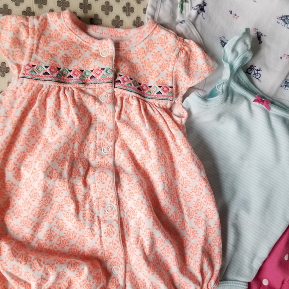 13 Pieces - All the 6M Carter's Onesies! - Picture 3 of 6